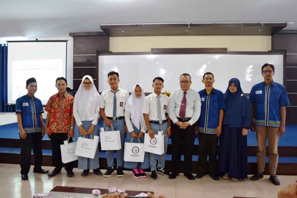 Tingkatkan Motivasi Untuk Kuliah, Siswa Pringsewu Kunjungi Darmajaya Tingkatkan Motivasi Untuk Kuliah, Siswa Pringsewu Kunjungi Darmajaya