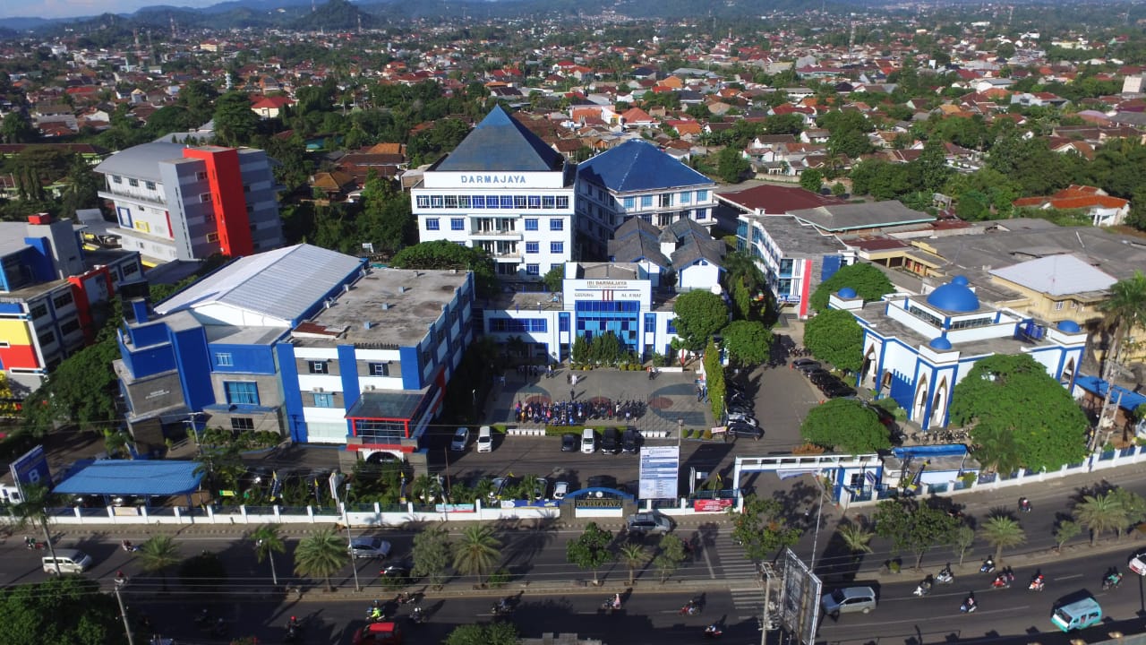 Koordinator Kopertis Wilayah II Sumbagsel Nilai IIB Darmajaya Sudah Layak Jadi Universitas Koordinator Kopertis Wilayah II Sumbagsel Nilai IIB Darmajaya Sudah Layak Jadi Universitas