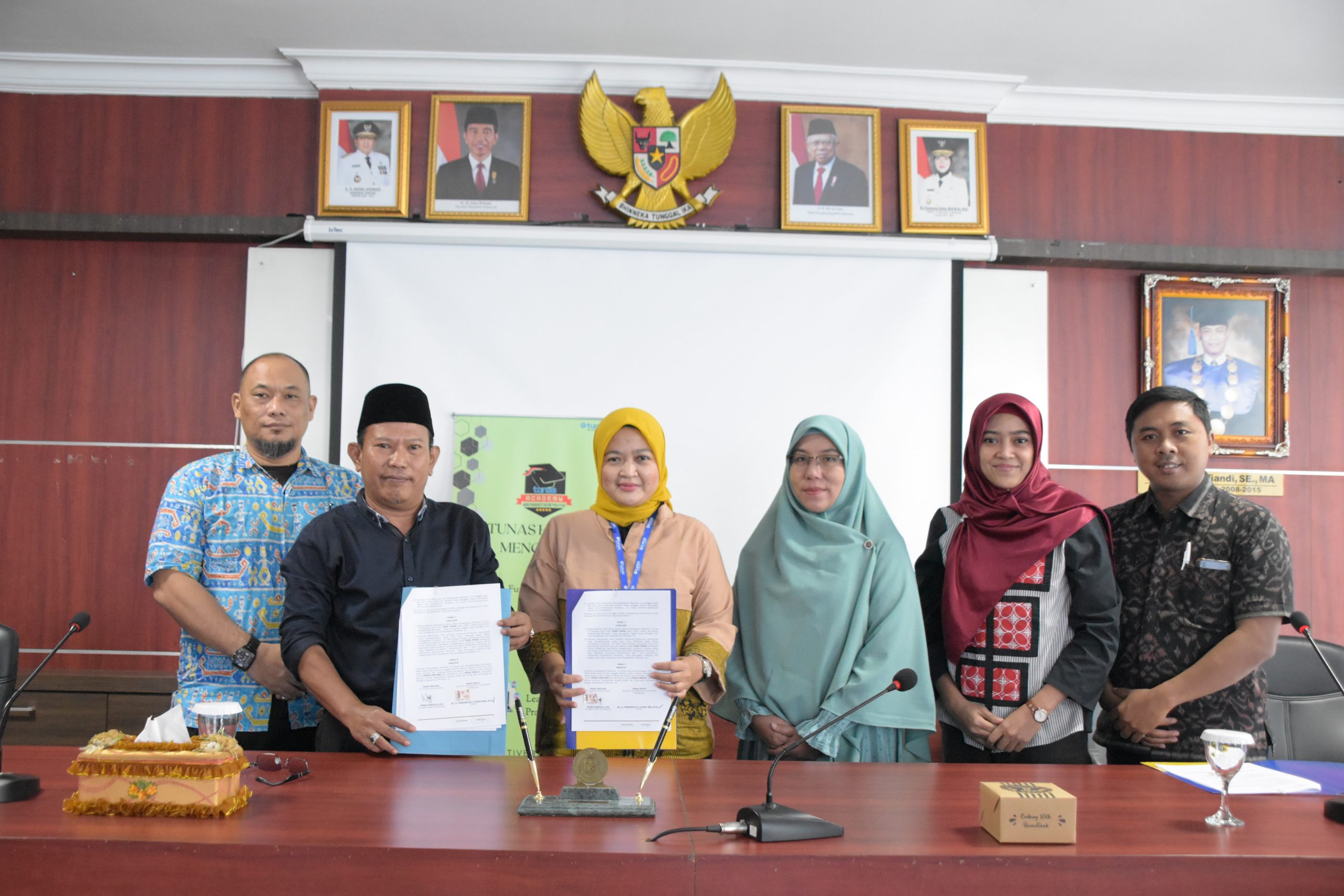 Mahasiswa Presentasi Hasil Magang, IIB Darmajaya-PT TDM Kerja Sama Program MBKM Mahasiswa Presentasi Hasil Magang, IIB Darmajaya-PT TDM Kerja Sama Program MBKM