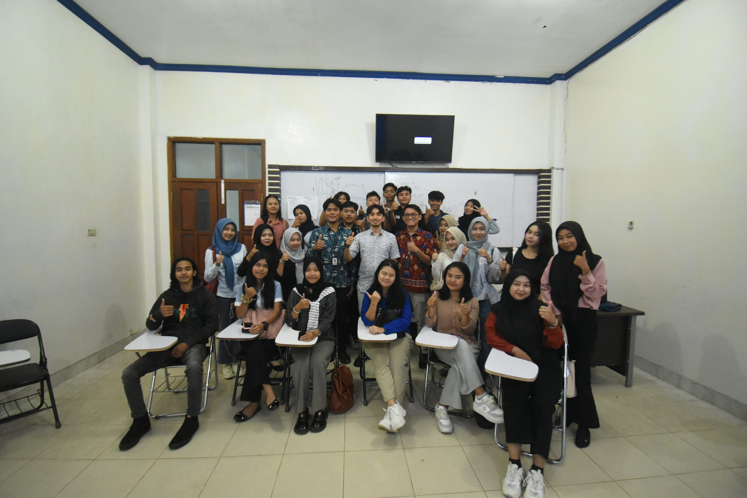 Kolaborasi IIB Darmajaya dan BPS Provinsi Lampung: Praktisi Mengajar, Mahasiswa Unggul Kolaborasi IIB Darmajaya dan BPS Provinsi Lampung: Praktisi Mengajar, Mahasiswa Unggul