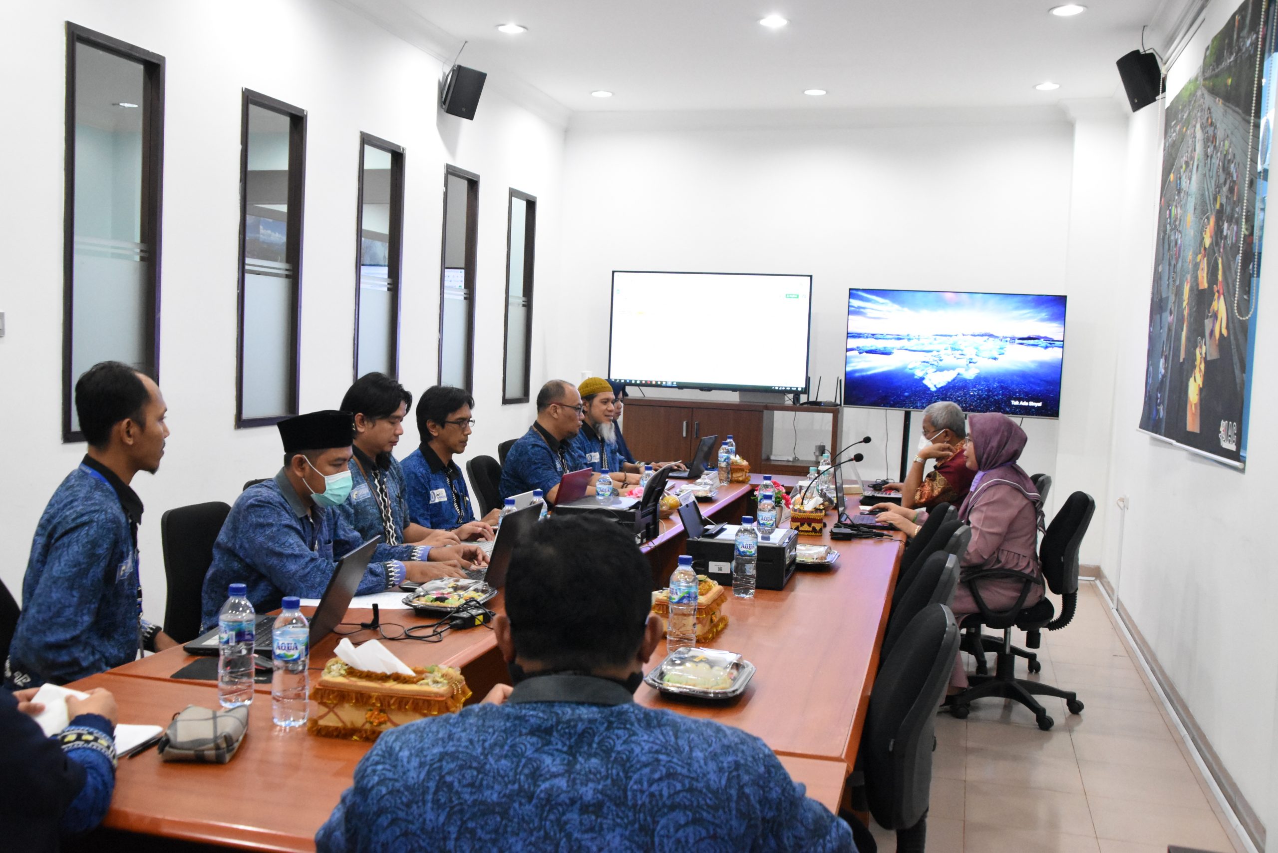 LAM Infokom Asesment Lapangan Akreditasi Prodi Sistem Informasi IIB Darmajaya LAM Infokom Asesment Lapangan Akreditasi Prodi Sistem Informasi IIB Darmajaya