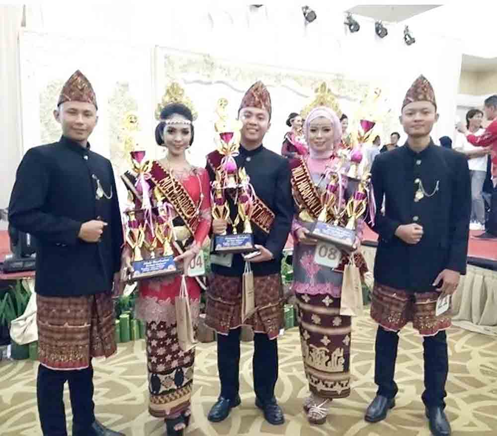 Pemilihan Muli Mekhanai Bandar Lampung 3 Mahasiswa Darmajaya Sabet Trophy Pemilihan Muli Mekhanai Bandar Lampung 3 Mahasiswa Darmajaya Sabet Trophy