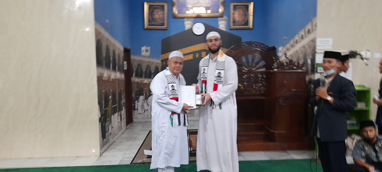 Safari Dakwah di IIB Darmajaya, Syeikh Asal Palestina ini Ceritakan Kondisi Negerinya Safari Dakwah di IIB Darmajaya, Syeikh Asal Palestina ini Ceritakan Kondisi Negerinya