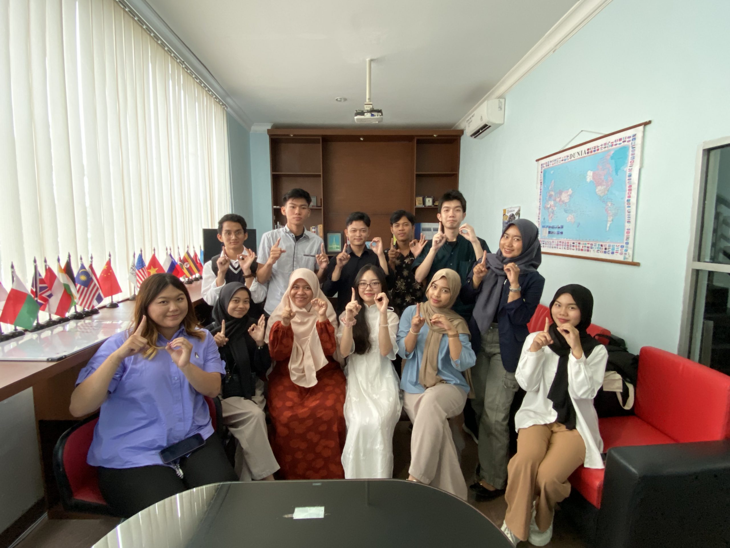 IIB Darmajaya Gelar Sosialisasi Student Mobility bersama Mahasiswa Asing IIB Darmajaya Gelar Sosialisasi Student Mobility bersama Mahasiswa Asing