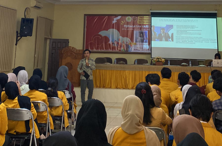 Mahasiswa Magister Manajemen Darmajaya Ryan Fadila Akbar Beri Motivasi Mahasiswa STKIP PGRI Bandar Lampung dalam Peringatan Sumpah Pemuda Mahasiswa Magister Manajemen Darmajaya Ryan Fadila Akbar Beri Motivasi Mahasiswa STKIP PGRI Bandar Lampung dalam Peringatan Sumpah Pemuda