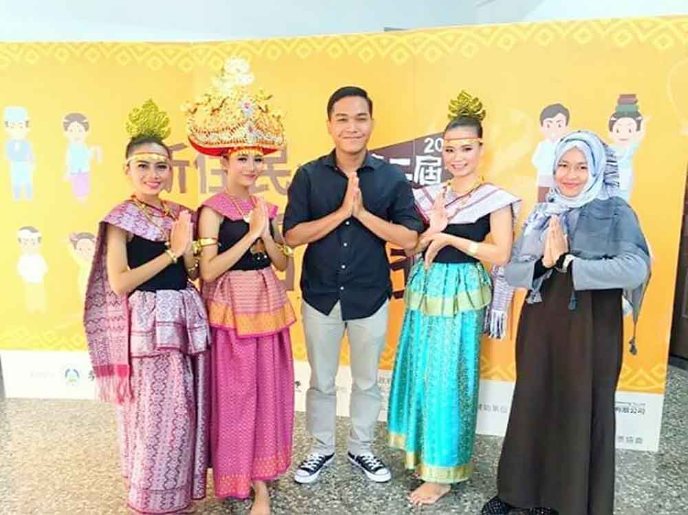 Tampilkan Tarian Lampung, Mahasiswa Darmajaya Berkompetisi di Taiwan Tampilkan Tarian Lampung, Mahasiswa Darmajaya Berkompetisi di Taiwan