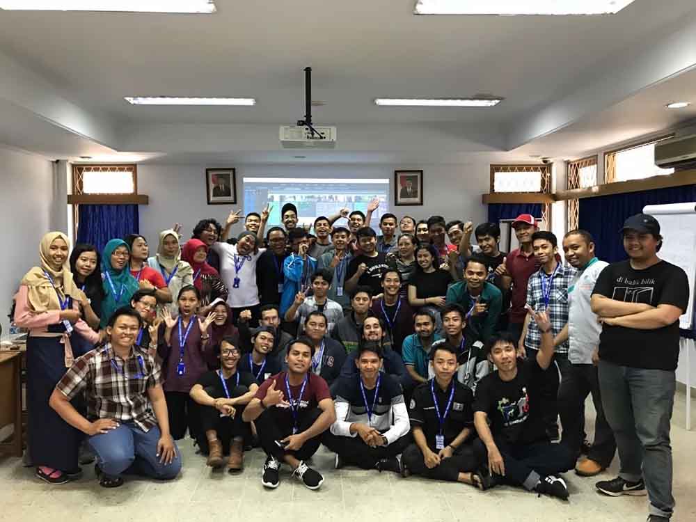 Mahasiswa DCFC Darmajaya Ikut Pelatihan Film PUSBANGFILM Kemdikbud Mahasiswa DCFC Darmajaya Ikut Pelatihan Film PUSBANGFILM Kemdikbud