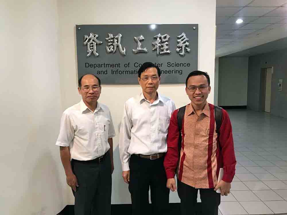 Membanggakan, Dosen Darmajaya Mengajar Kelas Internasional di Taiwan Membanggakan, Dosen Darmajaya Mengajar Kelas Internasional di Taiwan