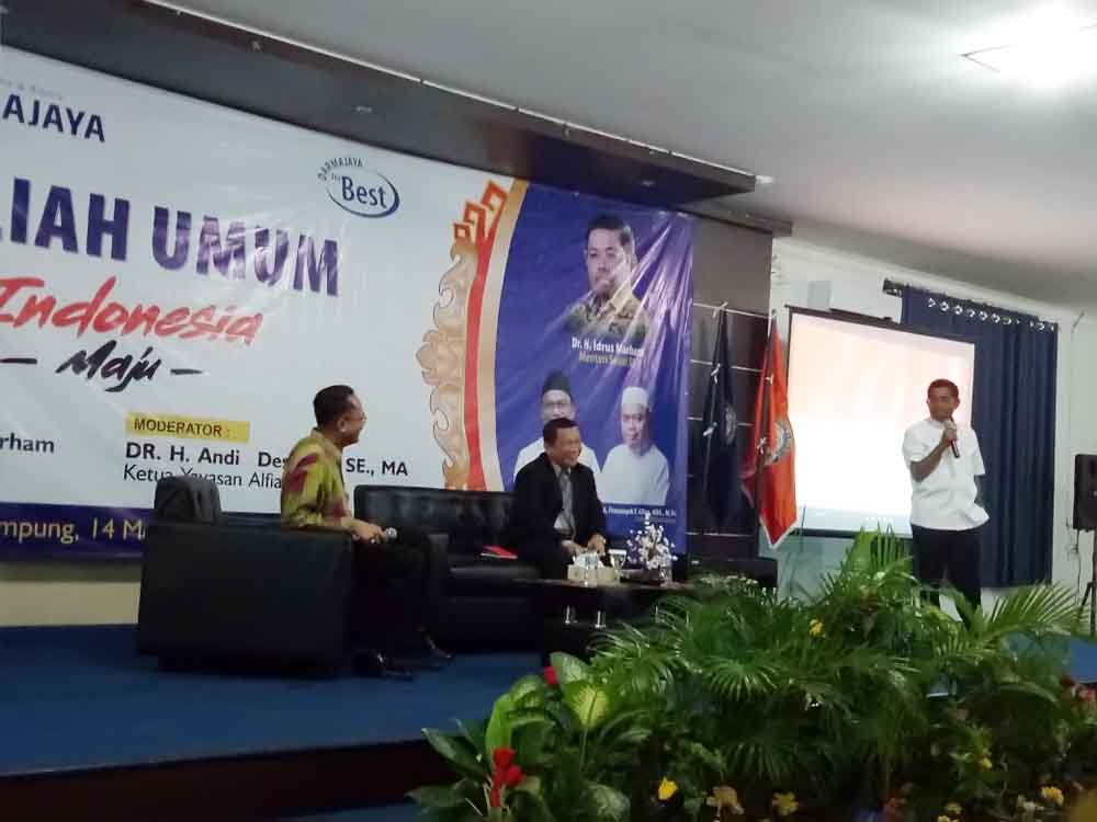 Kuliah Umum, Mensos Idrus Marham Ingatkan Mahasiswa IIB Darmajaya Berpikir Logis dan Maju Kuliah Umum, Mensos Idrus Marham Ingatkan Mahasiswa IIB Darmajaya Berpikir Logis dan Maju