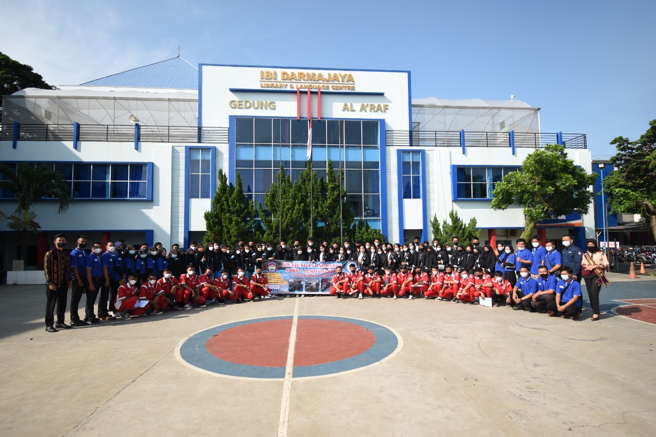 Kunjungan Industri ke IIB Darmajaya, Kepala SMKN 1 Denteteladas ini Sarankan Siswanya Lanjut Kuliah Kunjungan Industri ke IIB Darmajaya, Kepala SMKN 1 Denteteladas ini Sarankan Siswanya Lanjut Kuliah