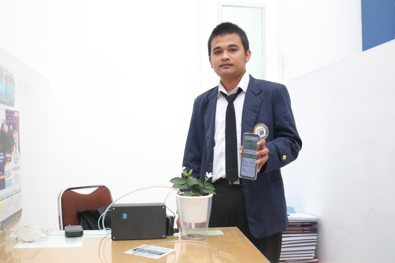 Mahasiswa Kampus The Best di Indonesia ini Rancang Desain UI/UX pada Implementasi Sistem Kontrol Smart Farming Mahasiswa Kampus The Best di Indonesia ini Rancang Desain UI/UX pada Implementasi Sistem Kontrol Smart Farming