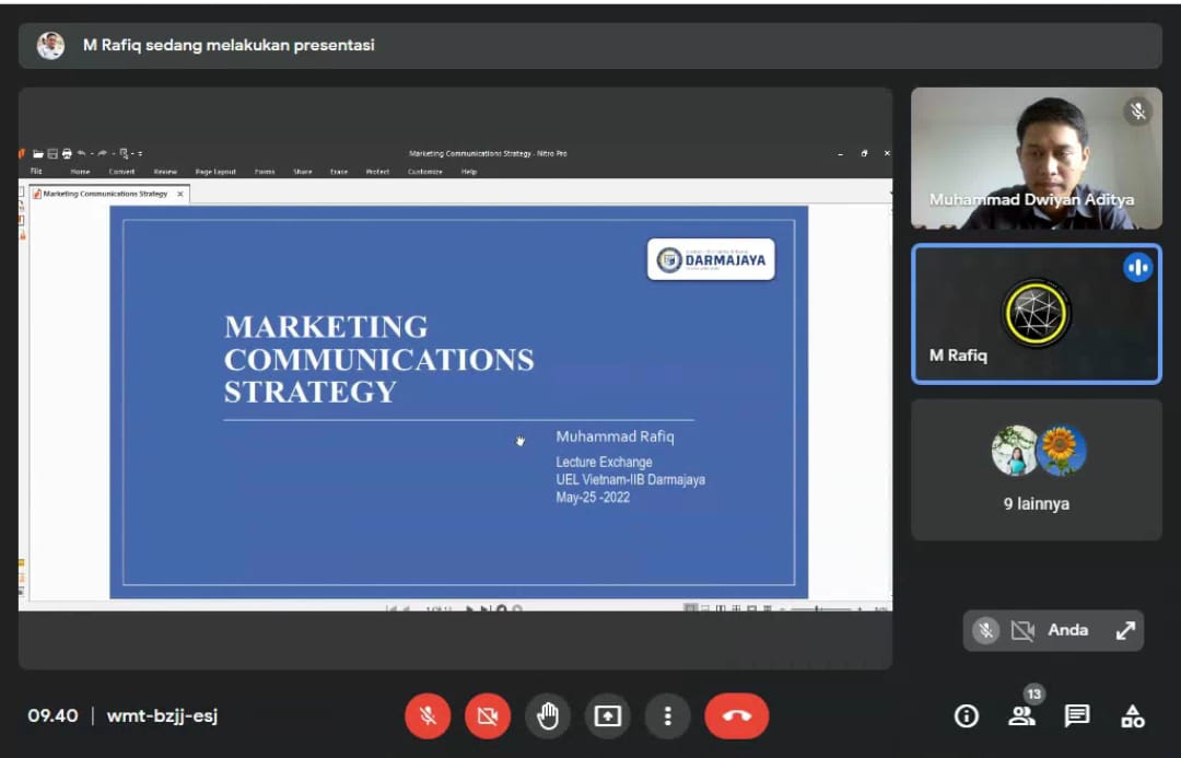 Visiting Lecture di UEL, Dosen Prodi Manajemen Sampaikan Marketing Communication Strategy Visiting Lecture di UEL, Dosen Prodi Manajemen Sampaikan Marketing Communication Strategy