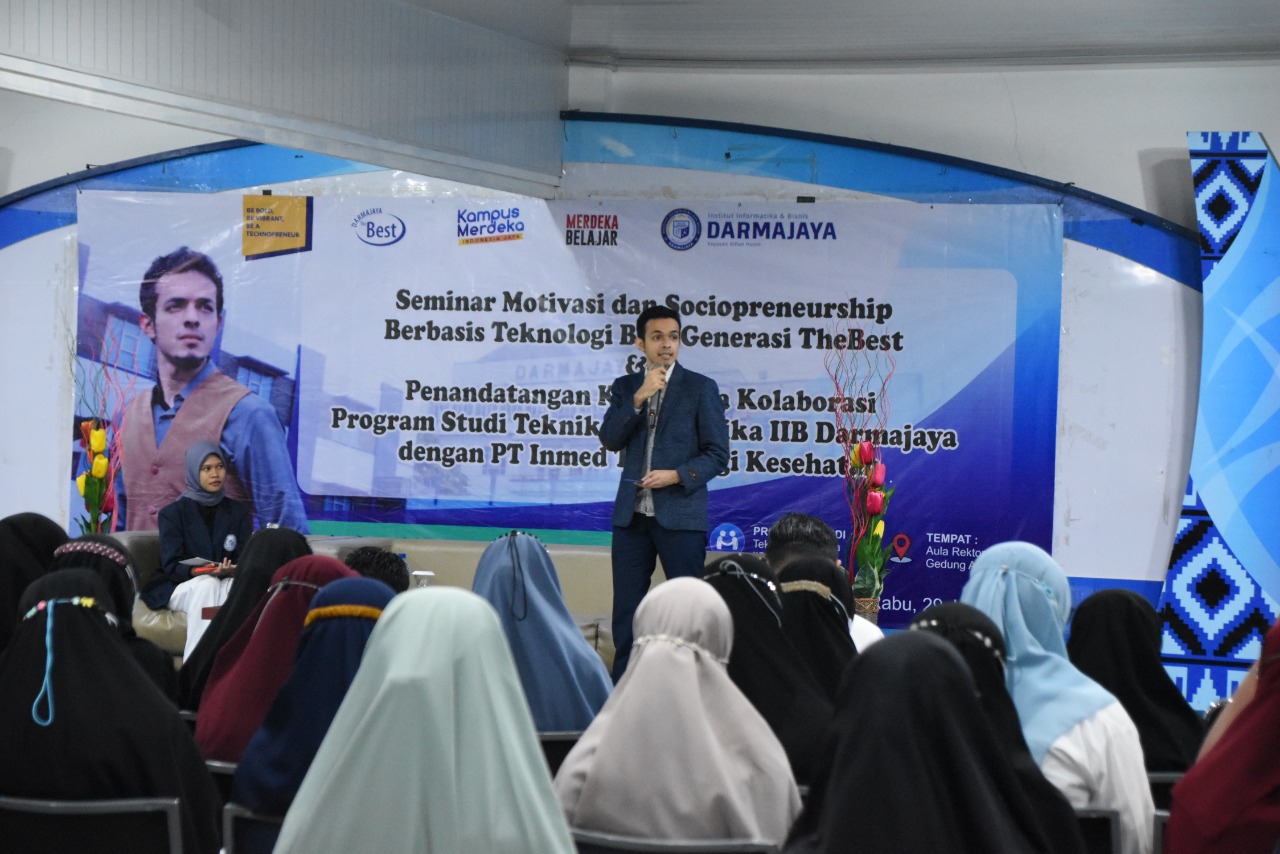 Sociopreneur Gamal Albinsaid Isi Seminar Motivasi yang Digelar Prodi Teknik Informatika IIB Darmajaya Sociopreneur Gamal Albinsaid Isi Seminar Motivasi yang Digelar Prodi Teknik Informatika IIB Darmajaya