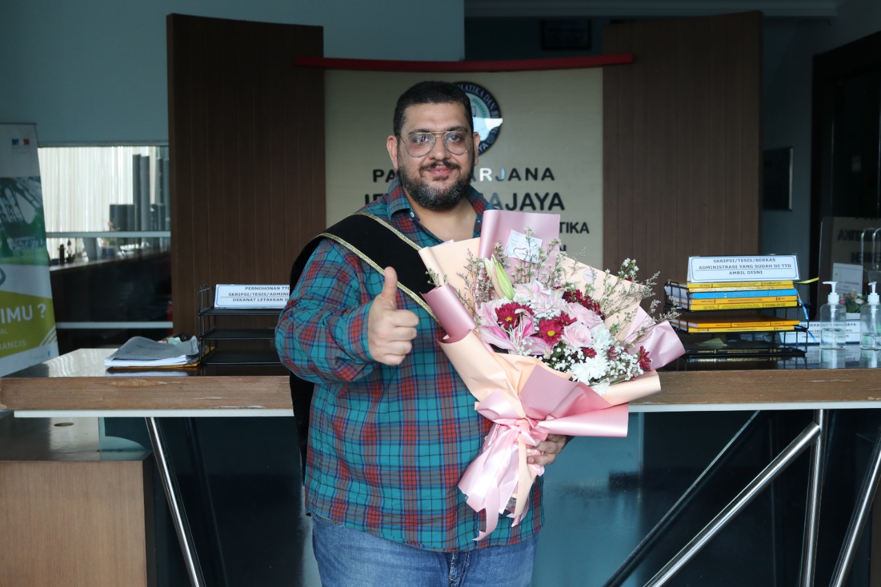 Mahasiswa Asal India ini Lulus Ujian Tesis di Kampus The Best IIB Darmajaya Mahasiswa Asal India ini Lulus Ujian Tesis di Kampus The Best IIB Darmajaya