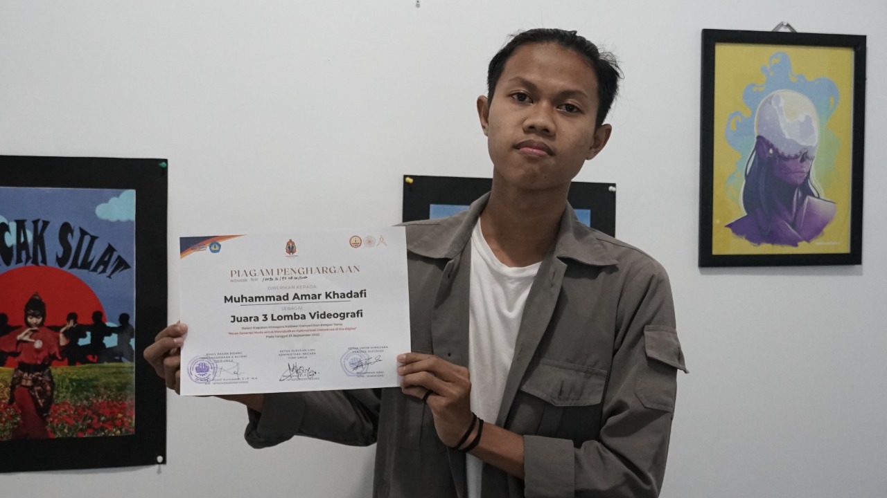 Mahasiswa Prodi DKV IIB Darmajaya Raih Juara Videografi Nasional Himagara Unila Mahasiswa Prodi DKV IIB Darmajaya Raih Juara Videografi Nasional Himagara Unila
