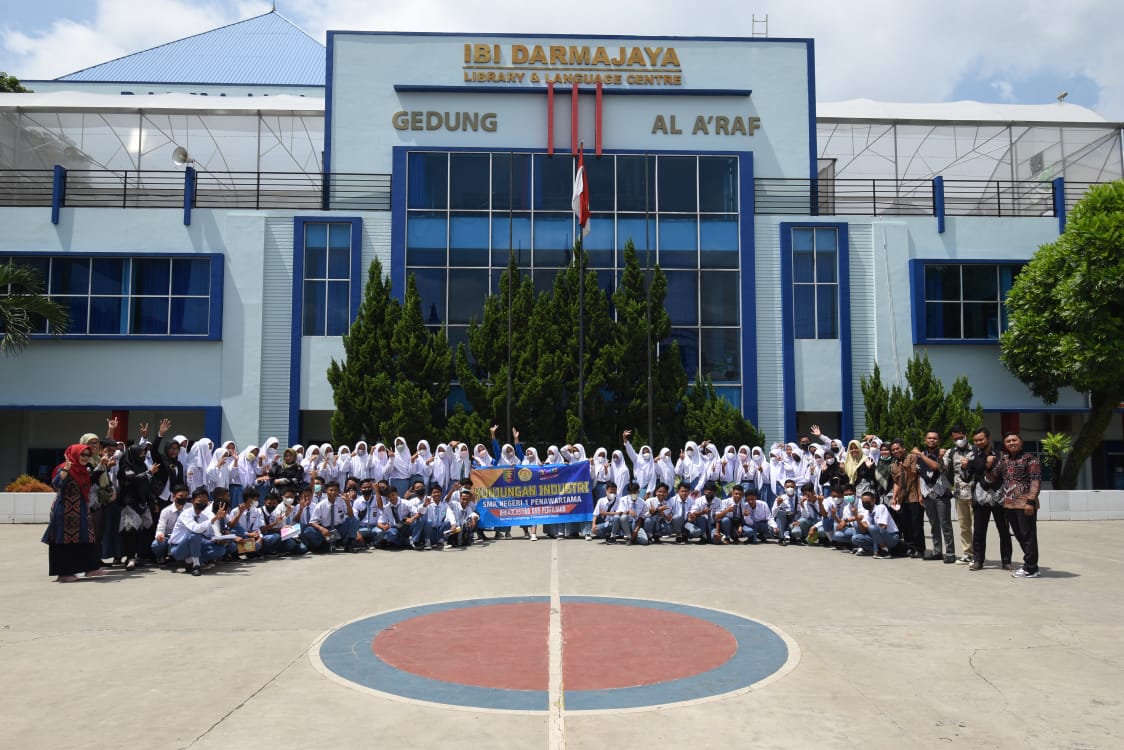 Ubah Mindset Siswa, Rombongan SMKN 1 Penawartama Tulangbawang Kunjungi IIB Darmajaya Ubah Mindset Siswa, Rombongan SMKN 1 Penawartama Tulangbawang Kunjungi IIB Darmajaya