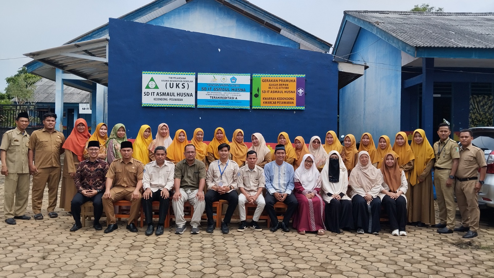 Pengabdian ke Sekolah, Dosen Prodi Sistem Informasi Darmajaya Ajari Guru Belajar Canva Pengabdian ke Sekolah, Dosen Prodi Sistem Informasi Darmajaya Ajari Guru Belajar Canva