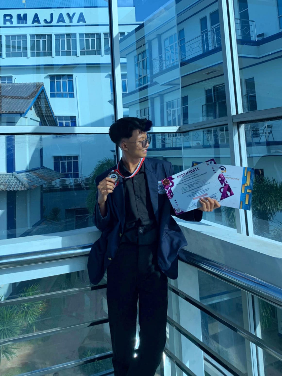 Raih Beasiswa Berprestasi, Abby Risky Siap Harumkan Pariwisata Lampung di Kancah Internasional Raih Beasiswa Berprestasi, Abby Risky Siap Harumkan Pariwisata Lampung di Kancah Internasional