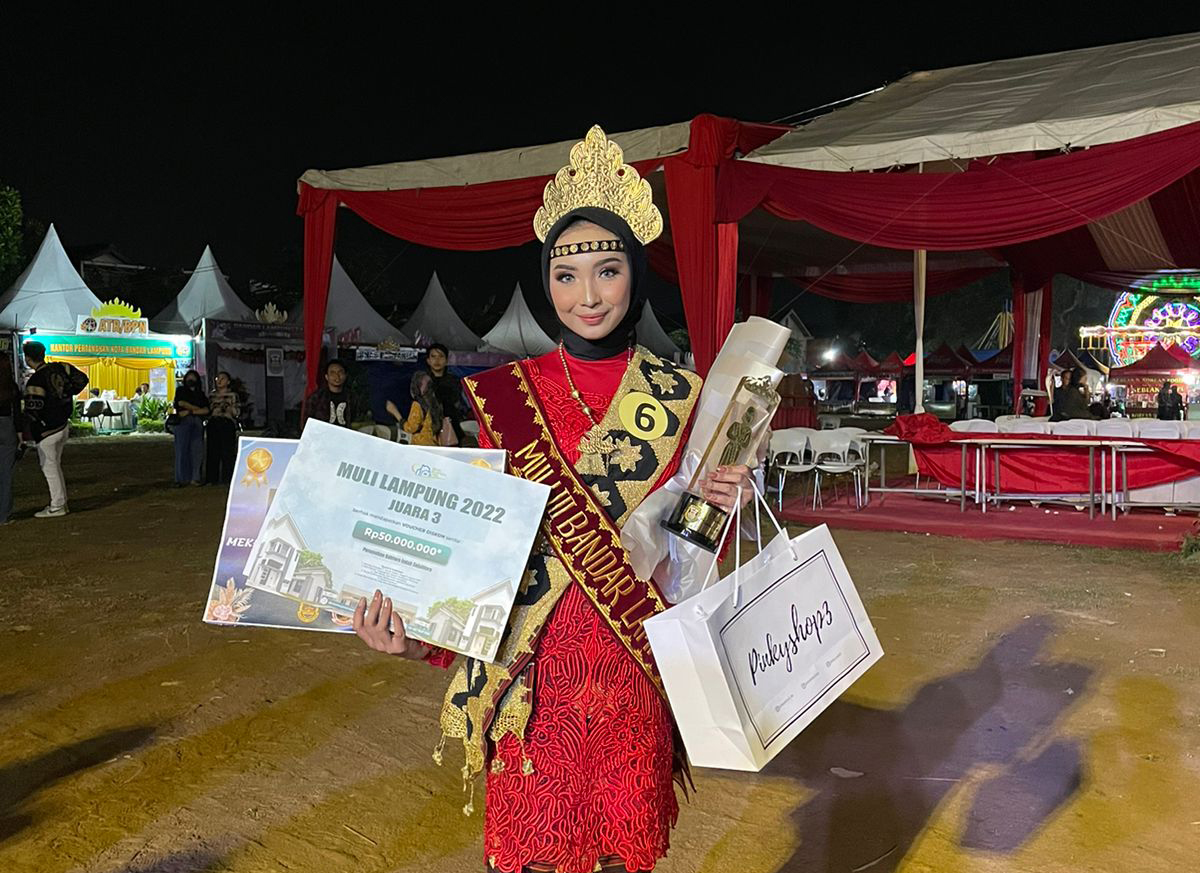 Mahasiswi Prodi Bisnis Digital Kampus The Best ini Muli III Kota Bandarlampung 2022 Mahasiswi Prodi Bisnis Digital Kampus The Best ini Muli III Kota Bandarlampung 2022