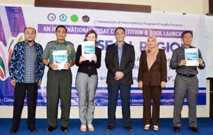 KONSORSIUM INTERNATIONAL PROGRAM LAUNCHING BUKU KONSORSIUM INTERNATIONAL PROGRAM LAUNCHING BUKU