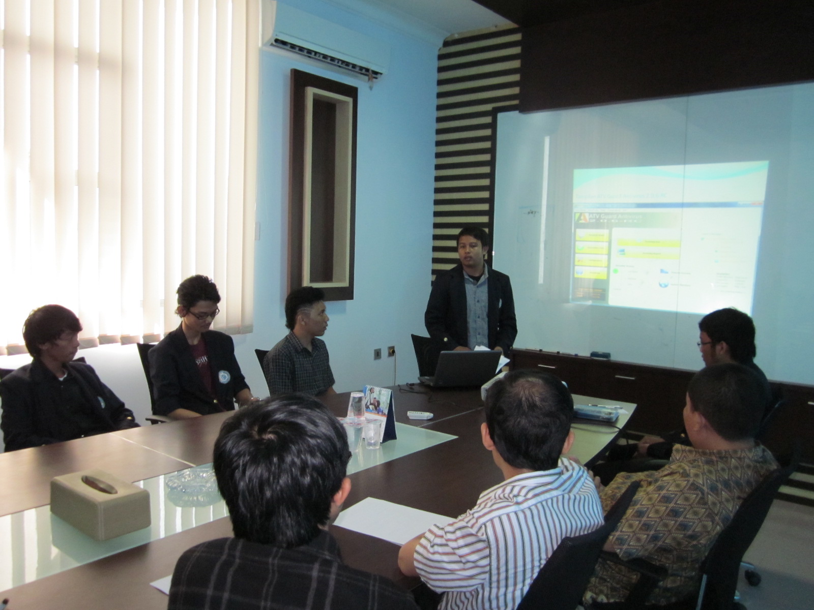 Mahasiswa Darmajaya Ciptakan Antivirus Baru Mahasiswa Darmajaya Ciptakan Antivirus Baru